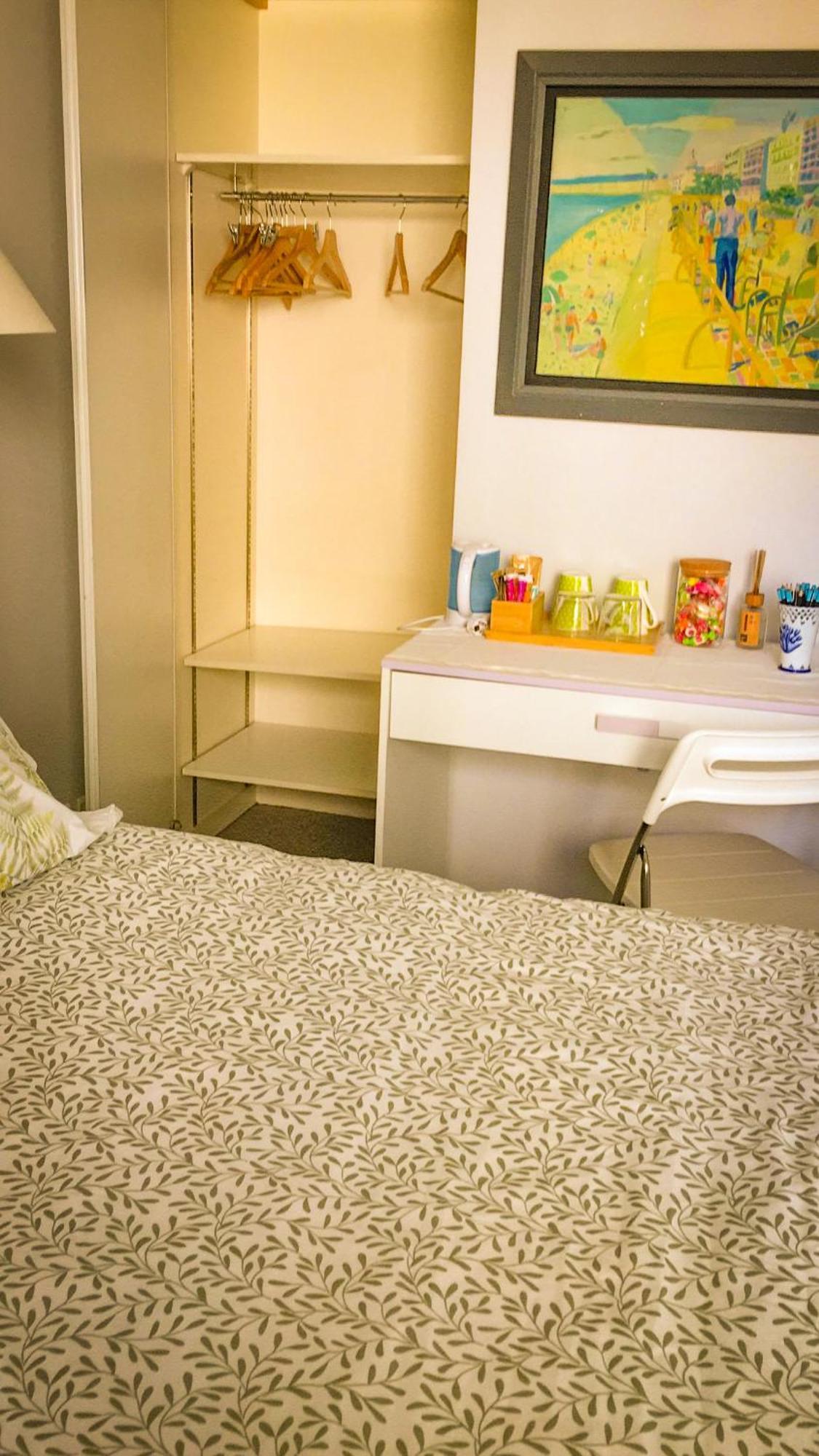 Double Room With Balcony Paris Bagian luar foto
